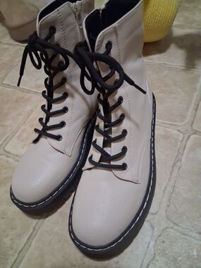 Sincerely Jules Black Lace-Up Ankle Boots